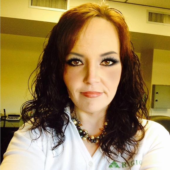 Meet your Posher, Alice - Picture 2 of 2